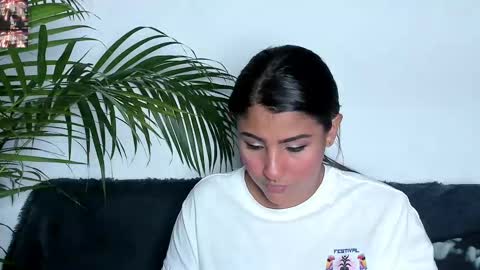 Tatiana Gomez online show from September 26, 4:05 am