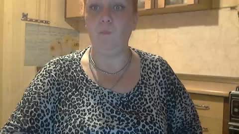 Snapshot of tatyanka_ chatting on December 11, 2:22 pm tatyanka_ online show from December 11, 2:22 pm