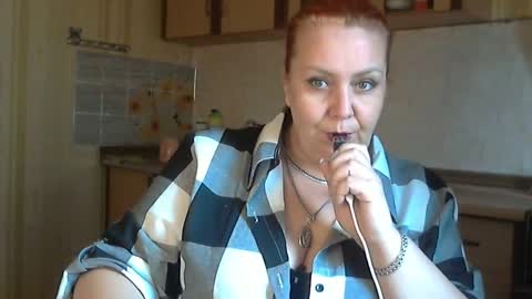 Snapshot of tatyanka_ chatting on November 1, 9:22 am tatyanka_ online show from November 1, 9:22 am