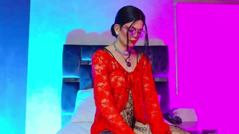 taurito___ online show from May 21, 9:49 am