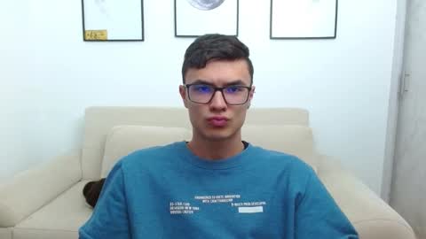 Snapshot of taurus4k chatting on January 16, 1:16 am taurus4k online show from January 16, 1:16 am