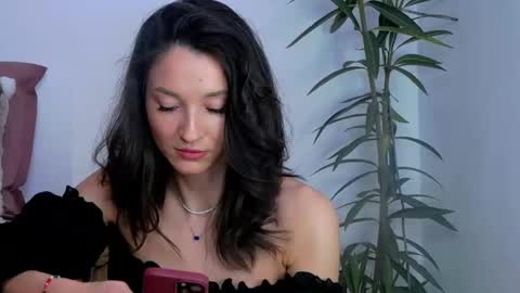 TayaKayan online show from December 7, 3:14 am