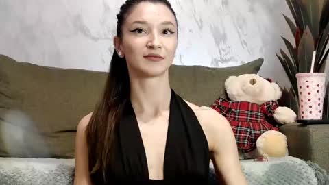 TayaKayan online show from November 19, 12:27 pm