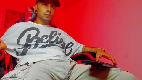 tayer_bennet online show from October 6, 7:22 pm