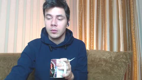 Snapshot of tayler_durden_1 chatting on December 10, 4:34 am ... online show from December 10, 4:34 am