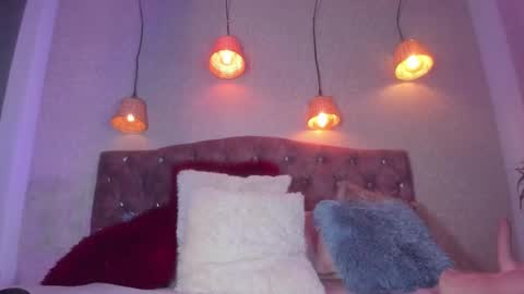 Snapshot of taylor_106 chatting on January 24, 11:04 am Taylor Duran. online show from January 24, 11:04 am