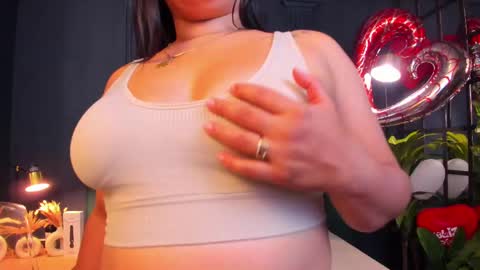 Taylor Bennet online show from February 21, 10:26 pm