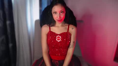 Snapshot of taylor_dolll chatting on October 14, 3:46 pm Taylor 3 online show from October 14, 3:46 pm