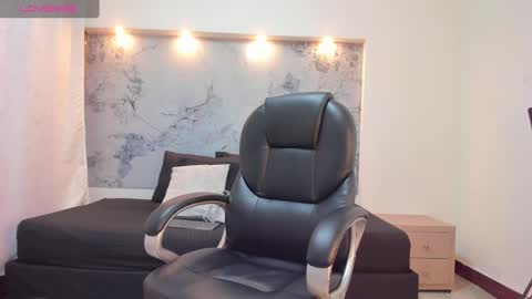 Snapshot of taylor_evanss1 chatting on September 19, 11:55 am Taylor online show from September 19, 11:55 am