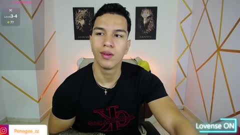 Snapshot of taylor_johnn chatting on February 17, 1:32 pm Penagos zz online show from February 17, 1:32 pm