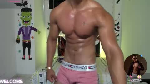Snapshot of taylor_johnn chatting on October 19, 2:07 pm Penagos zz online show from October 19, 2:07 pm