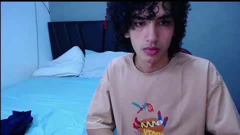 Tayron online show from October 10, 7:46 pm