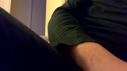 Snapshot of tbest1986 chatting on March 10, 10:02 pm Tbest1986 online show from March 10, 10:02 pm