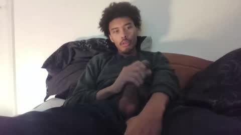 Snapshot of tdr1998 chatting on February 14, 8:55 am tdr1998 online show from February 14, 8:55 am