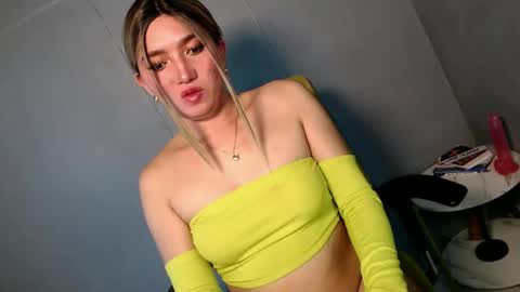 ellaine online show from January 30, 5:19 am