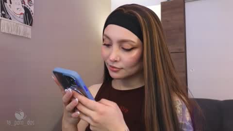 Leo and Luna online show from October 9, 3:32 pm