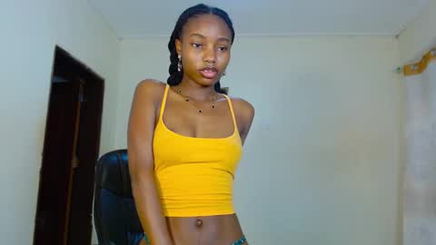 queen online show from October 12, 12:15 pm