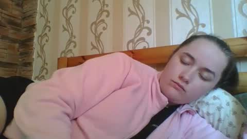 teasequiet888 online show from April 2, 12:25 pm