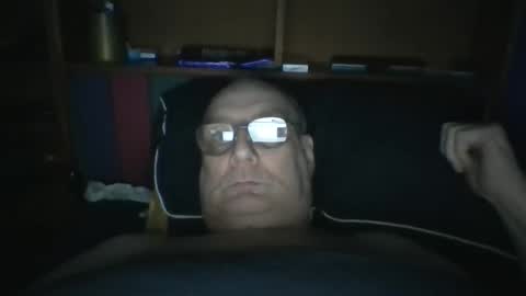 Snapshot of tebb61 chatting on November 23, 7:57 pm Mark online show from November 23, 7:57 pm