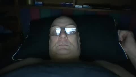 Snapshot of tebb61 chatting on December 15, 6:39 am Mark online show from December 15, 6:39 am