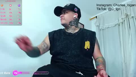 Charlee He online show from March 29, 2:50 pm