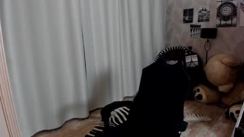 Snapshot of teddy_mode chatting on January 15, 1:34 am Teddy online show from January 15, 1:34 am