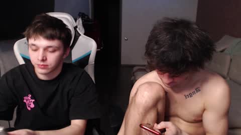 Snapshot of teddy_mode chatting on January 25, 6:35 pm Teddy online show from January 25, 6:35 pm