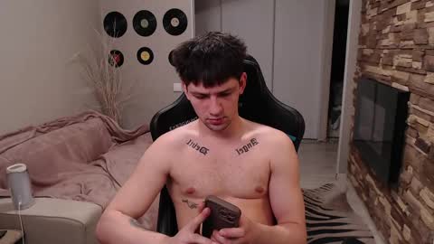 Teddy online show from April 19, 6:10 pm