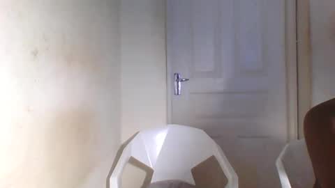 Snapshot of tee_kaicy chatting on December 19, 11:29 am kaicy online show from December 19, 11:29 am