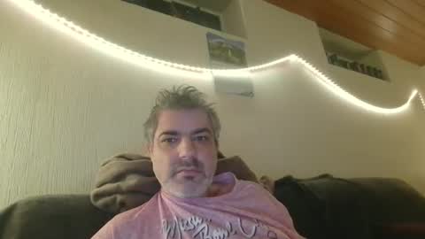 Snapshot of teeforyou chatting on October 27, 5:00 am Peter online show from October 27, 5:00 am