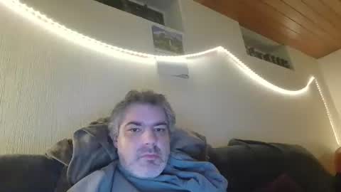 Snapshot of teeforyou chatting on November 18, 5:56 am Peter online show from November 18, 5:56 am