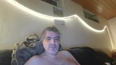 Snapshot of teeforyou chatting on November 30, 6:01 pm Peter online show from November 30, 6:01 pm