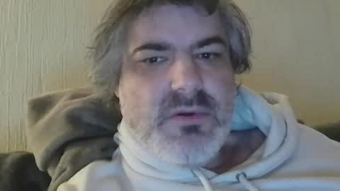 Peter online show from April 7, 2:01 am