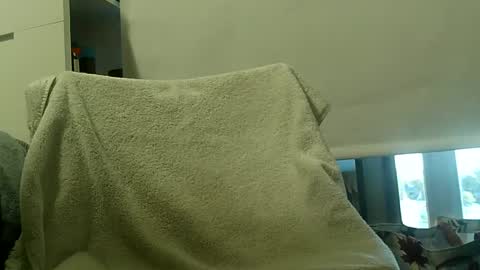 Snapshot of teek1234 chatting on October 1, 10:49 pm teek1234 online show from October 1, 10:49 pm