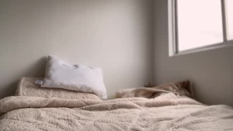 Amy No penetration Virgiin giirl online show from October 21, 1:34 pm