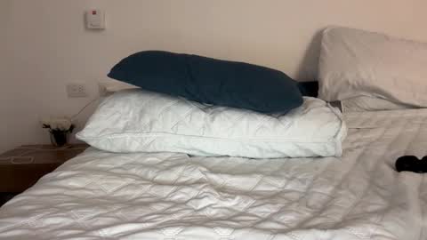 Amy No penetration Virgiin giirl online show from March 10, 1:16 pm