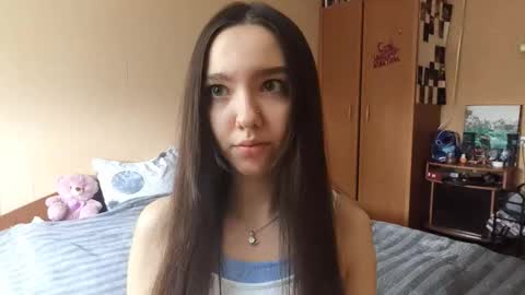 Snapshot of teganmeiser chatting on December 3, 10:13 am Kimi online show from December 3, 10:13 am