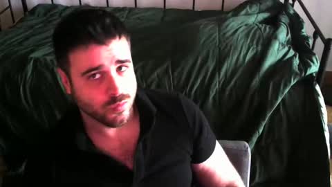 Snapshot of tehvillain chatting on December 17, 6:31 pm tehvillain online show from December 17, 6:31 pm