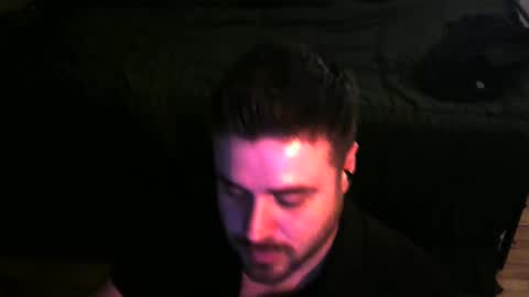 Snapshot of tehvillain chatting on January 31, 2:48 am tehvillain online show from January 31, 2:48 am