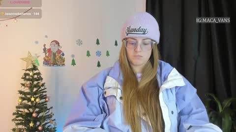 Snapshot of tekila__ chatting on December 5, 11:29 pm tekila__ online show from December 5, 11:29 pm