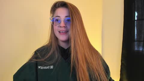 Snapshot of tekila__ chatting on December 21, 10:19 pm tekila__ online show from December 21, 10:19 pm