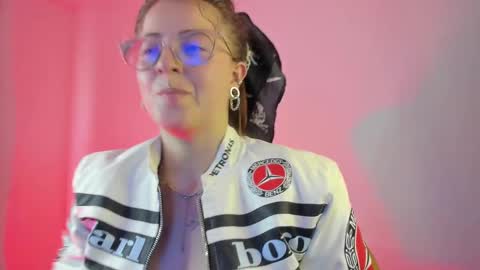 Snapshot of tekila__ chatting on February 4, 9:31 pm tekila__ online show from February 4, 9:31 pm