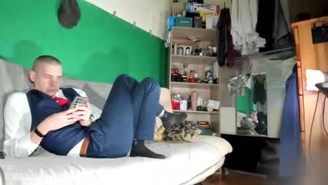 Virg Lszl online show from February 3, 9:20 pm