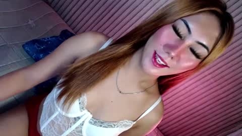 Snapshot of temptationoflust chatting on December 18, 4:20 am Im Dianna DONT FORGET TO FOLLOW ME online show from December 18, 4:20 am