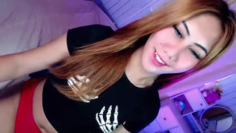 Snapshot of temptationoflust chatting on December 21, 2:30 am Im Dianna DONT FORGET TO FOLLOW ME online show from December 21, 2:30 am