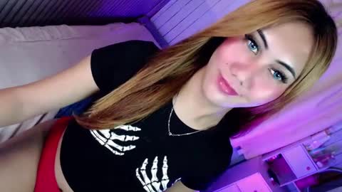 Snapshot of temptationoflust chatting on December 24, 7:06 am Im Dianna DONT FORGET TO FOLLOW ME online show from December 24, 7:06 am