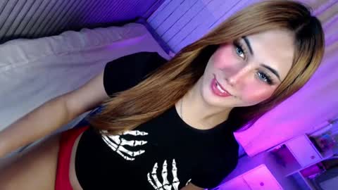 Snapshot of temptationoflust chatting on December 28, 5:33 am Im Dianna DONT FORGET TO FOLLOW ME online show from December 28, 5:33 am