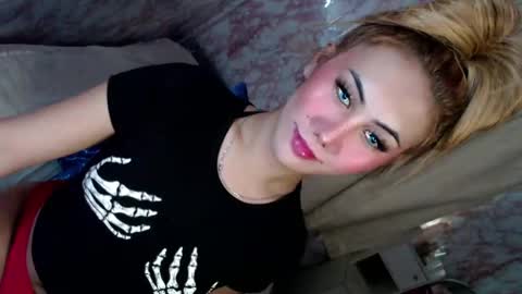 Snapshot of temptationoflust chatting on January 6, 2:48 am Im Dianna DONT FORGET TO FOLLOW ME online show from January 6, 2:48 am