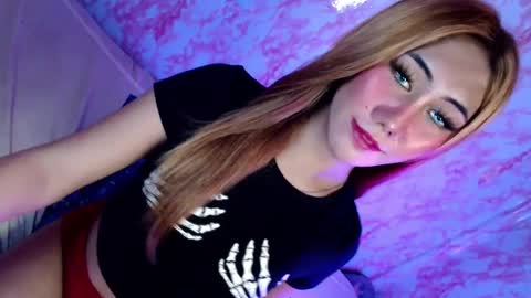 Snapshot of temptationoflust chatting on January 7, 6:05 am Im Dianna DONT FORGET TO FOLLOW ME online show from January 7, 6:05 am