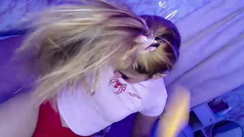 Snapshot of temptationoflust chatting on January 24, 7:19 am Im Dianna DONT FORGET TO FOLLOW ME online show from January 24, 7:19 am